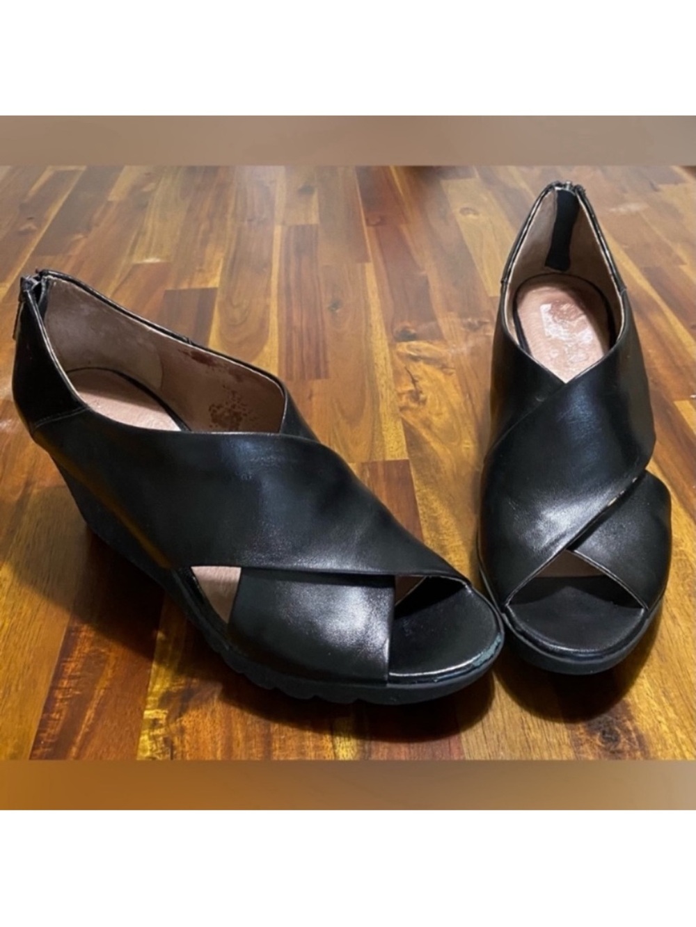 Women's Black Peep-Toe Wedge Sandals